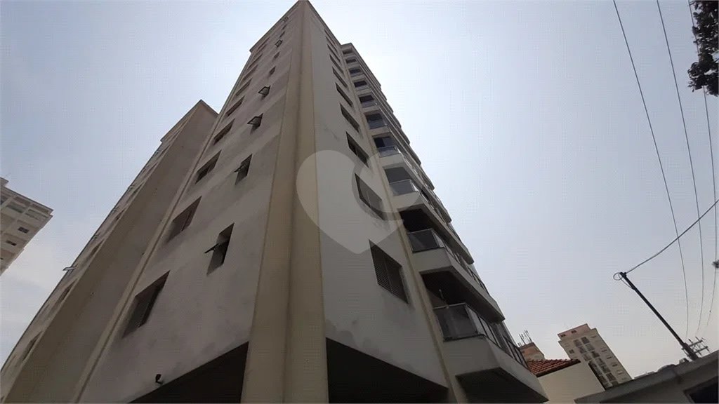 Apartamento de 1 quarto, no térreo, com garagem, para locação no Cambuci