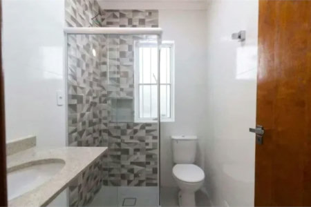 Casa à venda com 3 quartos, sendo 1 suíte, em Jardim Peri Peri, São Paulo - SP