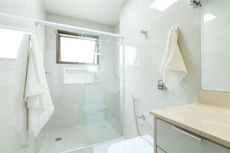 Apartamento à venda com 4 quartos, sendo 3 suítes, em Campo Belo, São Paulo, SP