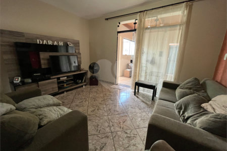 Casa a venda com 2 dormitórios na Vila São José