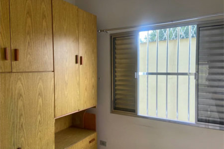 Espaçosa Casa Térrea para locação - Vila Ipojuca
