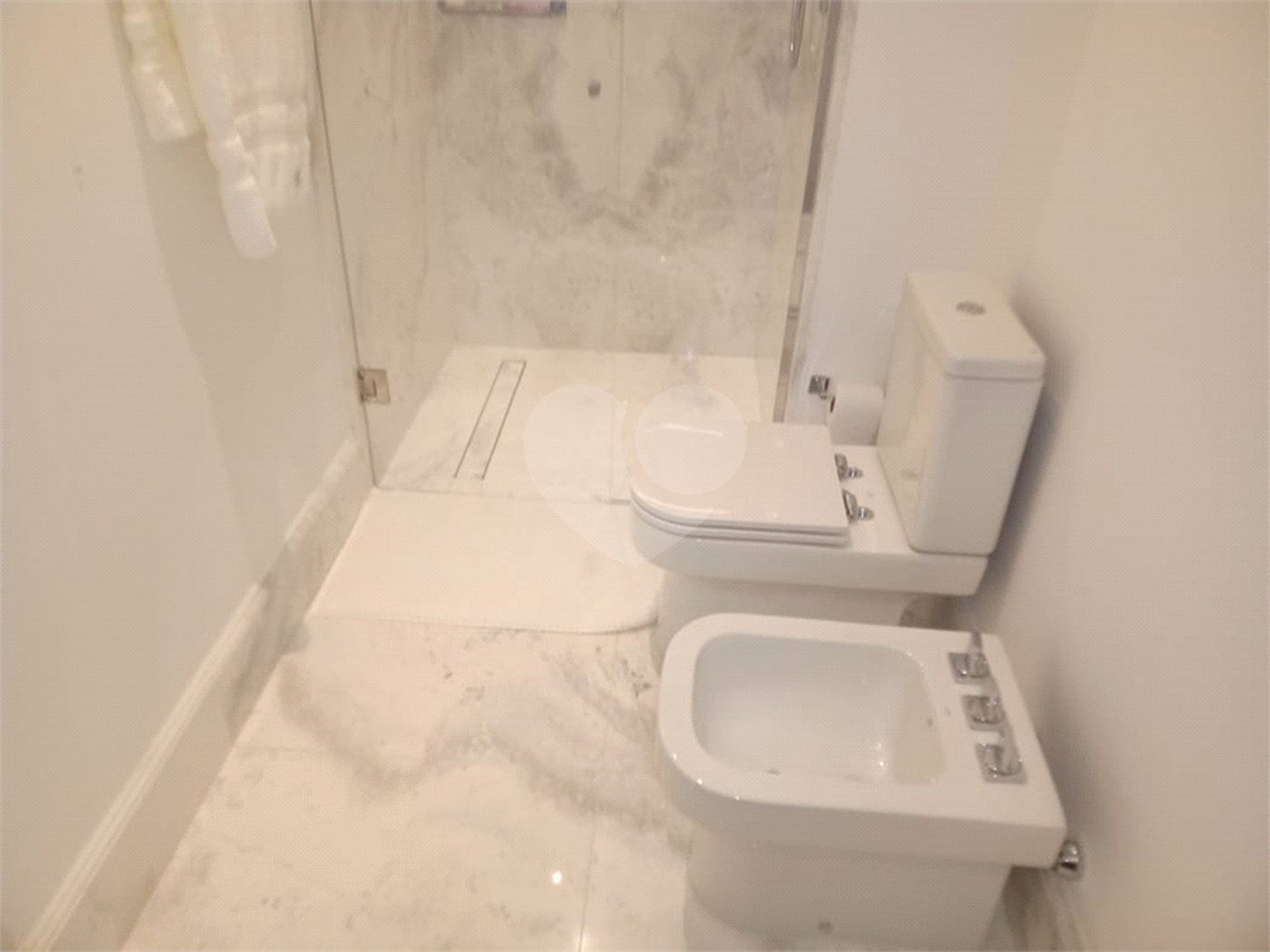 Apartamento 66 m ², com 1 dorm, 2 vagas de garagem no Jd Europa.