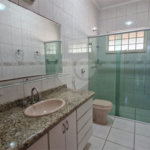 Casa sofisticada à venda em bairro nobre de Atibaia | 3 dormitórios | 408 m²