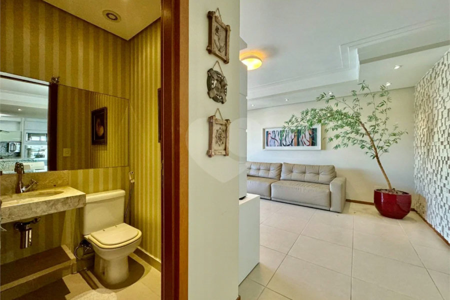 Apartamento à venda com 3 suítes em Riviera de São Lourenço, Bertioga, SP