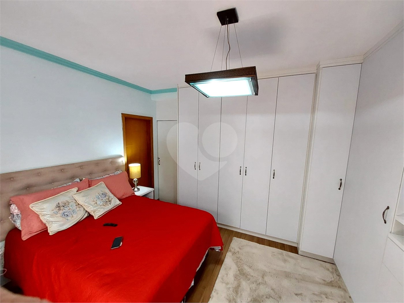 Casa residencial com ponto comercial a venda no Centro