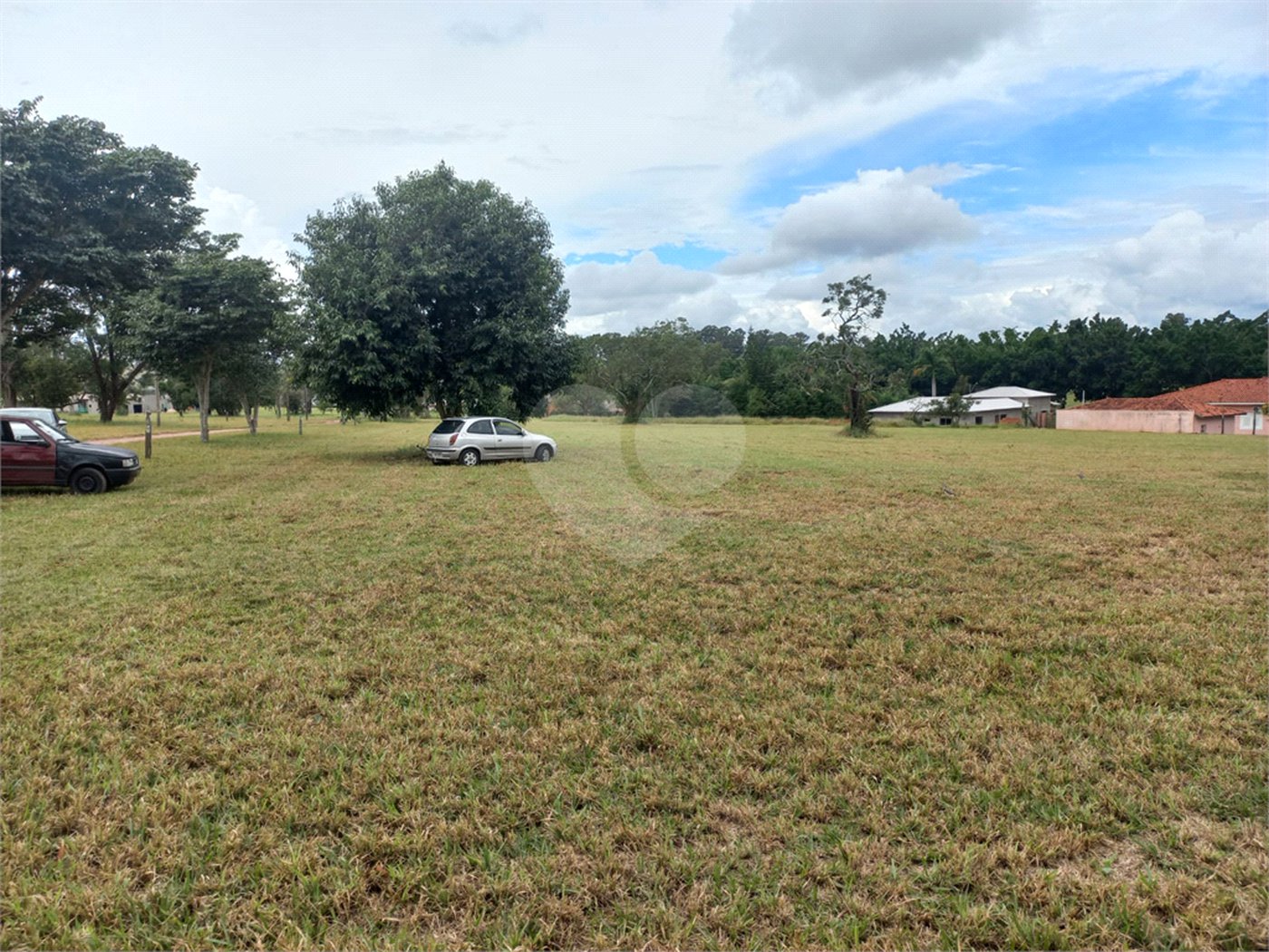 Loteamento Residencial no Condomínio Vila Pinhal do Broa