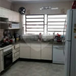 Sobrado a venda no Tremembé com 327m², com 4 dormitórios 2 suítes e 2 vaga de garagem