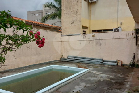 Casa/sobrado para locação no Centro