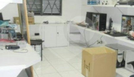 Sobrado à venda com 11 quartos em Quarta Parada, São Paulo, SP