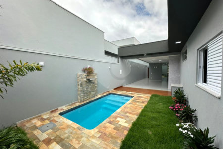 Casa para venda no Condomínio Faixa Azul.