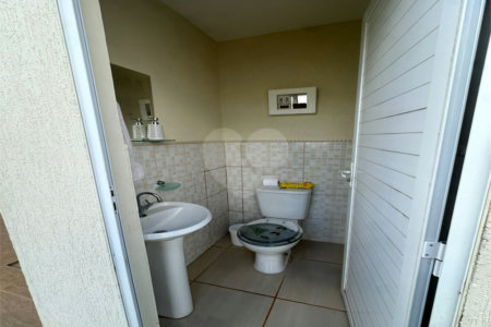 Casa térrea 2 quartos 1 suíte e piscina. Jardim Embaré