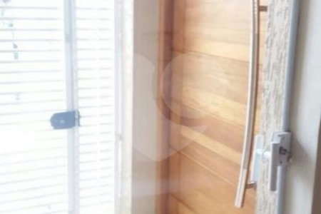 Sobrado à venda no Cambuci, Reformado 300 m2 - 4 Quartos/3 Suítes/ 2 Vagas de garagem