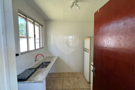 Apartamento com 03 Dormitórios, á venda, em São Carlos-SP.