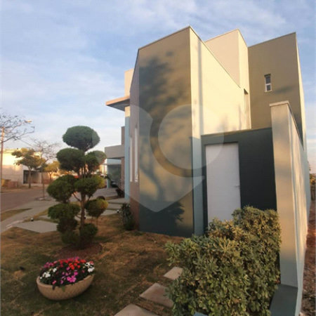 Sobrado de alto padrão no condomínio residencial Reserva Aquarela