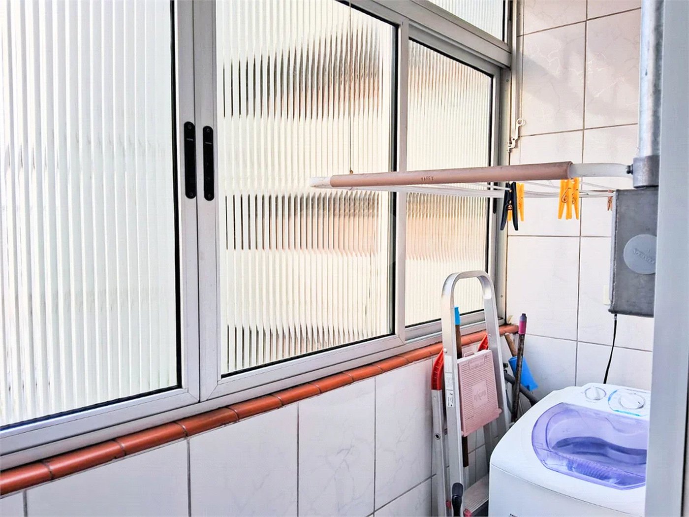 Apartamento na Vila Buarque com 2 quartos, 1 banheiro, sem garagem