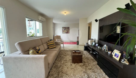 Apartamento à venda com 3 suítes em Alto da Boa Vista, São Paulo, SP
