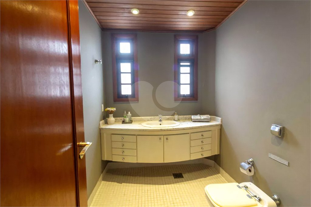 Casa à venda com 3 quartos, sendo 1 suíte, em Jardim Marajoara, São Paulo, SP