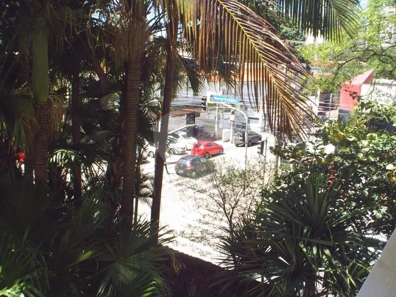 Apartamento á venda na Vila Olímpia de 156m² com 3 dormitórios, 1 suíte e 2 vagas.