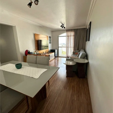 Apartamento à Venda na Vila Suzana – Conforto e Excelente Localização