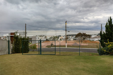 Terreno / Lote a Venda em Condomínio em Vinhedo/SP