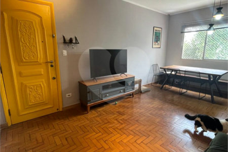 Apartamento à Venda – Vila Cláudia, Região da Mooca com 3 Dormitórios e 1 Vaga de Garagem
