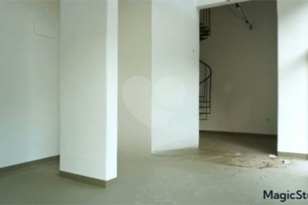 Loja com 52 m² , a 250 metros da estação Butantã , linha amarela do metrô.