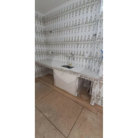 Apartamento - Bom Retiro - 3 dormitórios - 1 banheiro - 1 sala - 1 cozinha