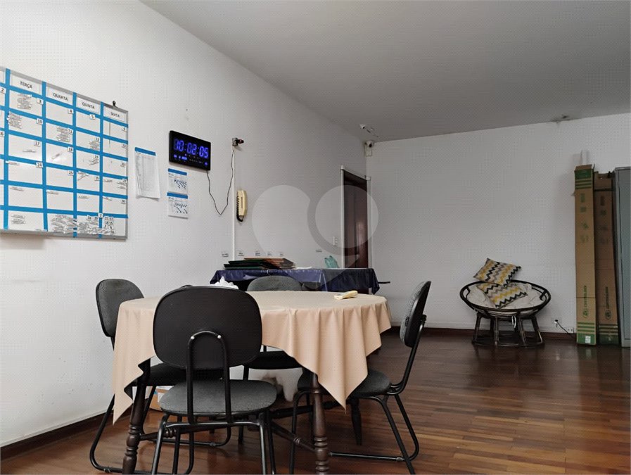 Espaçosa casa à venda na Vila Mascote