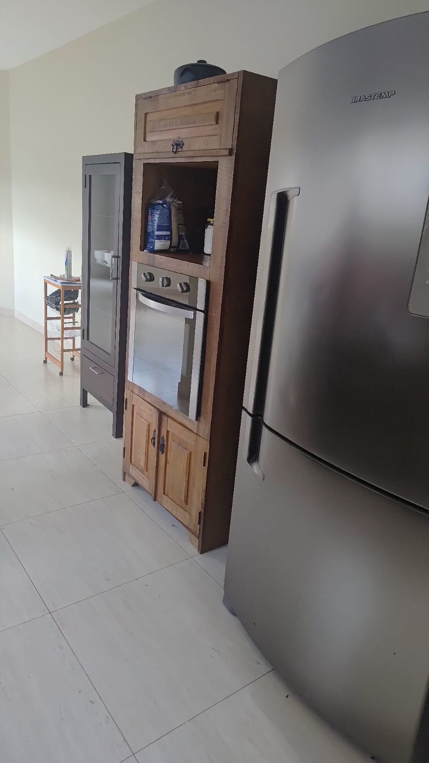 Casa à venda com 3 quartos, sendo 2 suítes, no condomínio Cafezal VI, Itupeva - SP