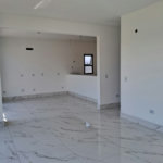 Sobrado à venda com 3 quartos, sendo 1 suíte, em Parque Rizzo, Cotia - SP