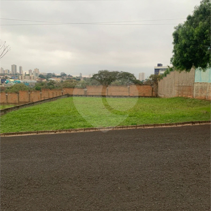 Terreno no Condomínio Nascente do Jaraguá , localizado em Araraquara/SP.