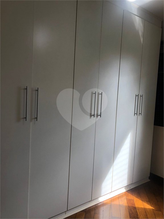 Apartamento na Região do Anália Franco Próximo ao Shopping com 3 Dormitórios sendo 1 Suíte e 2 Vagas de Garagem