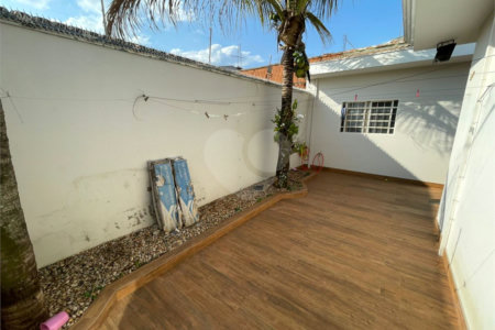 Casa para venda na Vila Carmem