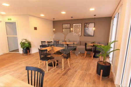 Apartamento de 38 m² com 2 dormitórios no Brás