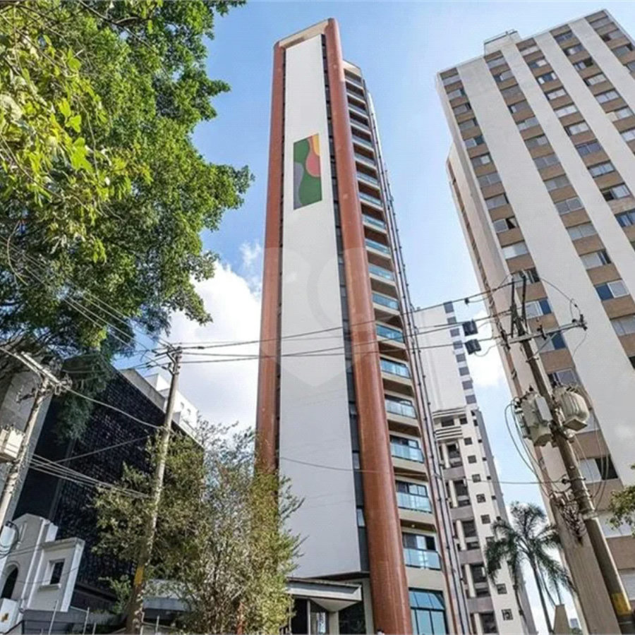 Pinheiros, 1 suite 2 vagas,Lazer completo.