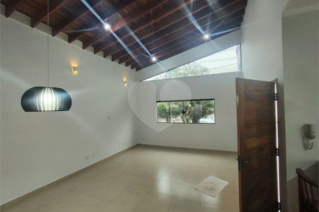 Casa à venda com 3 quartos, sendo 1 suíte,  no condomínio Bosque São Carlos, São Carlos - SP