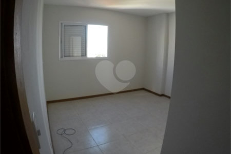 Apartamento padrão para venda no Edifício Residencial Via Campus