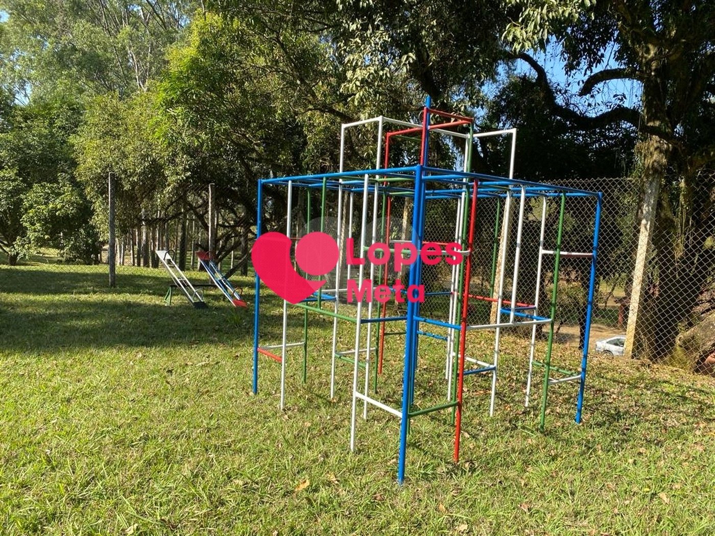 SITIO A VENDA, 33.000,OOM² COM 3 DORMITORIOS 1 SENDO SÚITE, 2 BANHEIROS, BAIRRO BOA VISTA, CAÇAPAVA