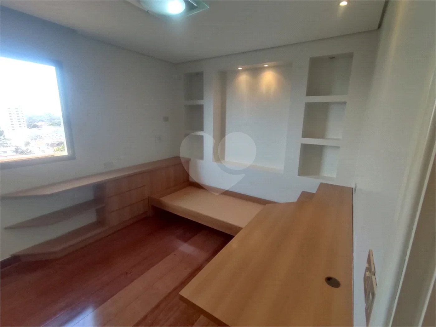 Apartamento para venda e locação no Bairro Vila Rezende em Piracicaba - SP.