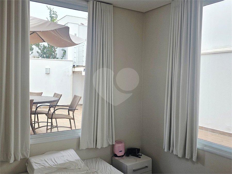 Casa á venda no condomínio Damha I