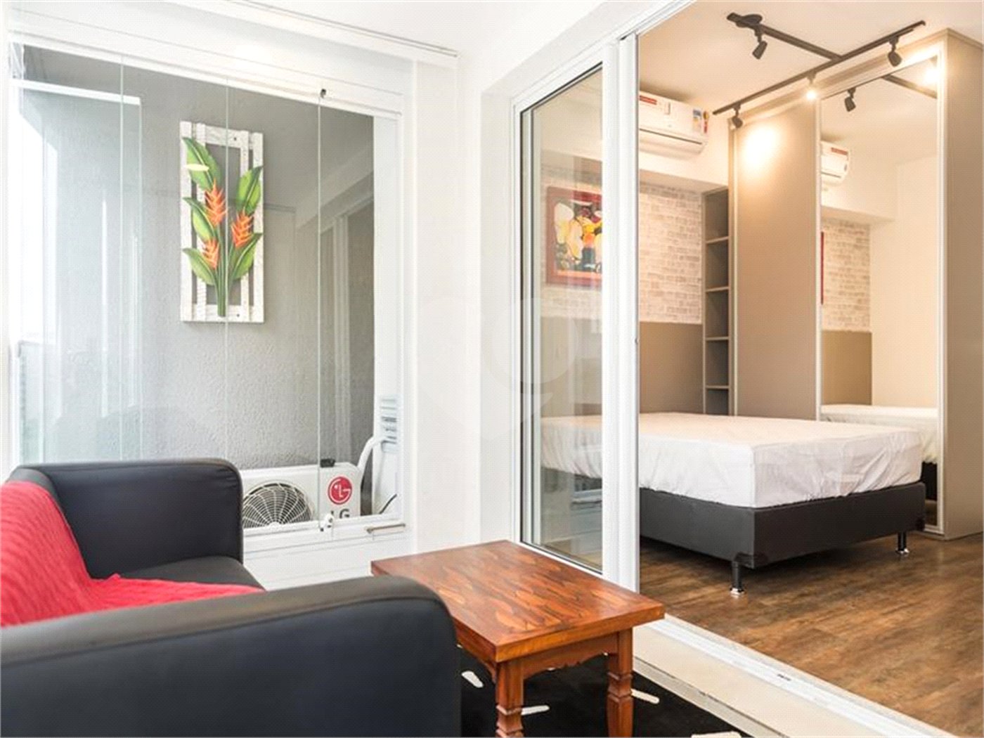 Excelente apartamento de 35m², mobiliado e com vaga, na Consolação