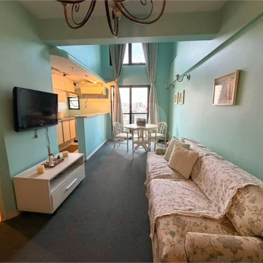 Apartamento com 1 dormitório com 1 vaga de garagem