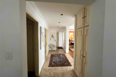 Elegância e conforto. Apartamento exclusivo de 250m2 em Higienópolis, um por andar.