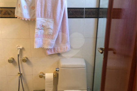 Apartamento na Região do Anália Franco Próximo ao Shopping com 3 Dormitórios sendo 1 Suíte e 2 Vagas de Garagem