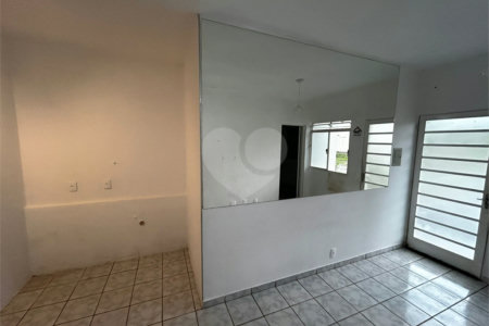 Apartamento Térreo à Venda – Condomínio Oscar Barros | Jardim Tangará