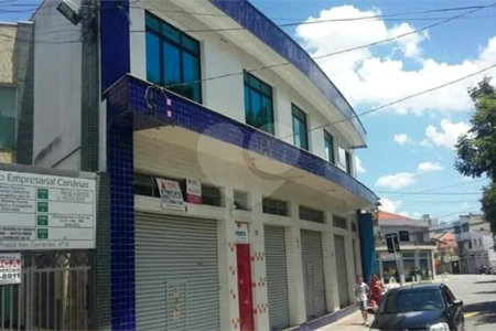 Prédio comercial com 724m² , 8 banheiros e 5 vagas de garagem , à venda na Vila Formosa.