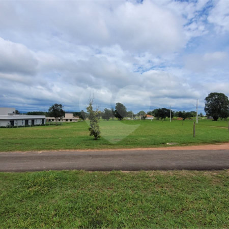 Loteamento à venda no Condomínio Vila Pinhal do Broa
