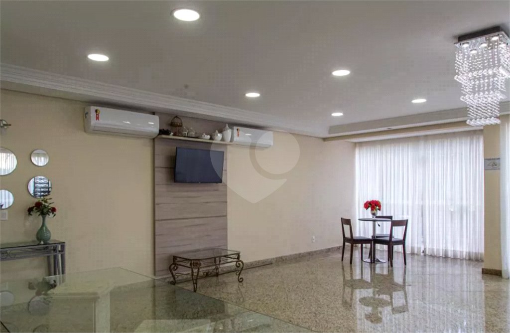 Oportunidade na Mooca! Apartamento com 3 Quartos, Suíte, Vaga e Lazer Total com 3 Dormitórios sendo 1 Suíte e 1 Vaga de Garagem