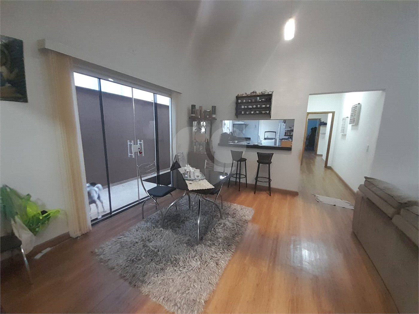 Casa Térrea à Venda no Condomínio Quebec – São Carlos/SP