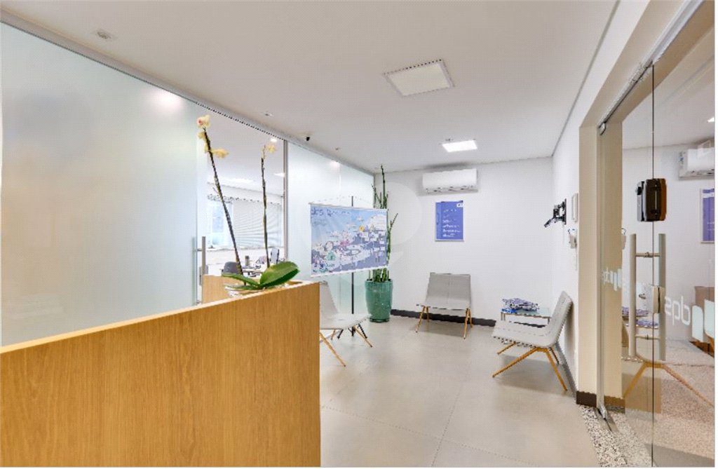 Sala comercial á venda em Santo Amaro, São Paulo - SP